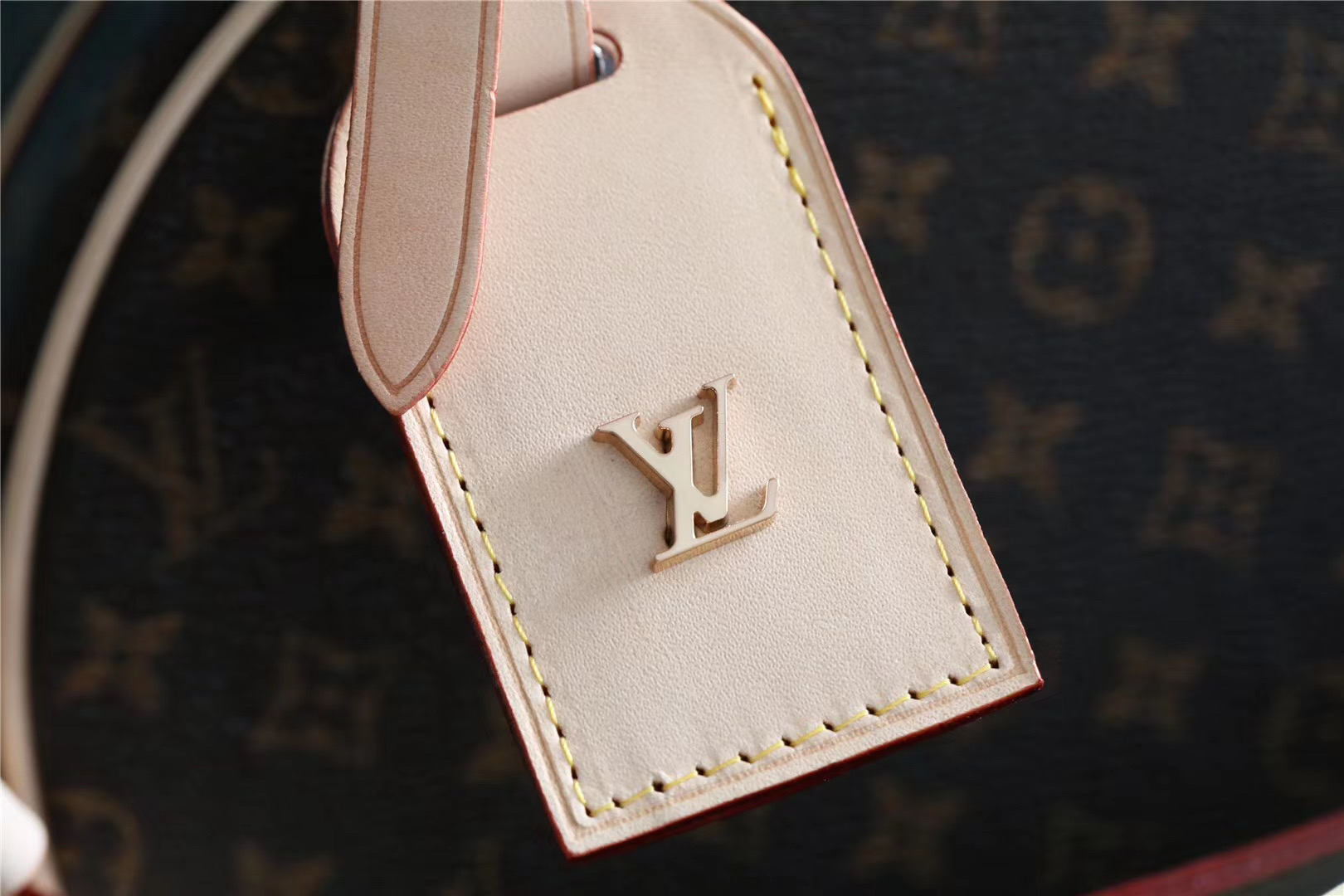 Designer Monogram  Boite Chapeau Souple MM Bag - Gorchic - $214.99