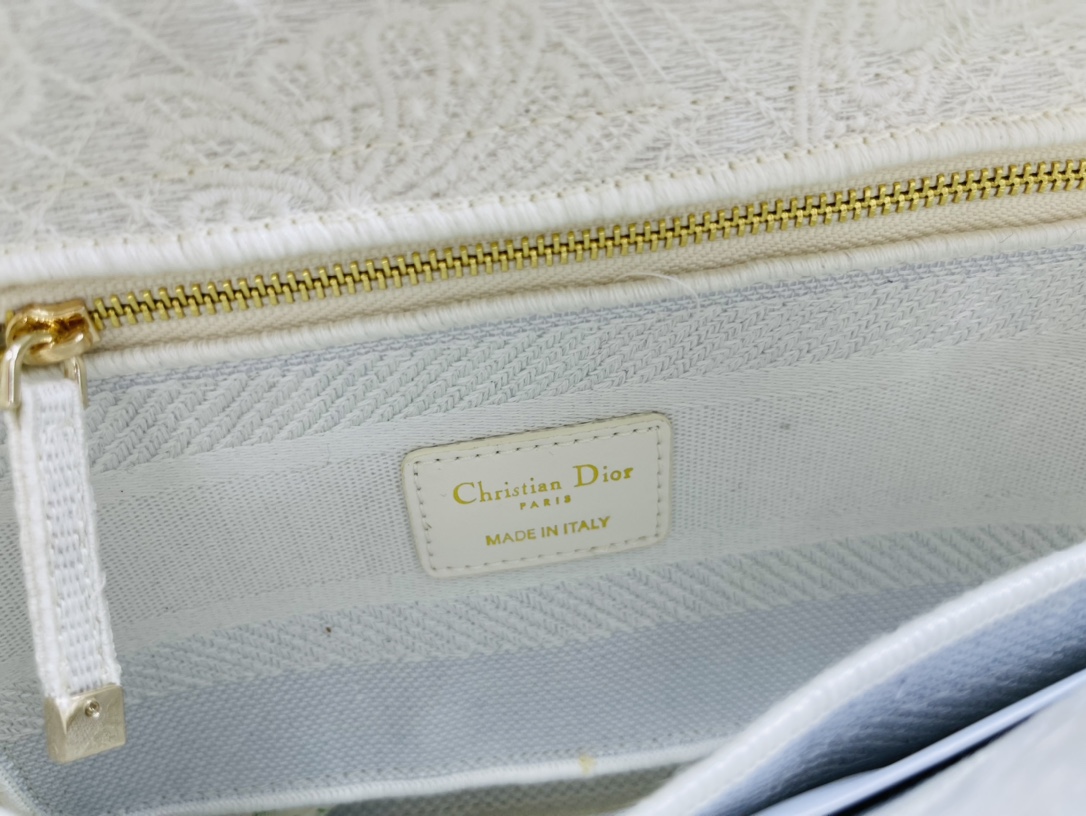 [TOP] D Inspired Medium Lady D Inspired Bag - Gorchic - $213.99