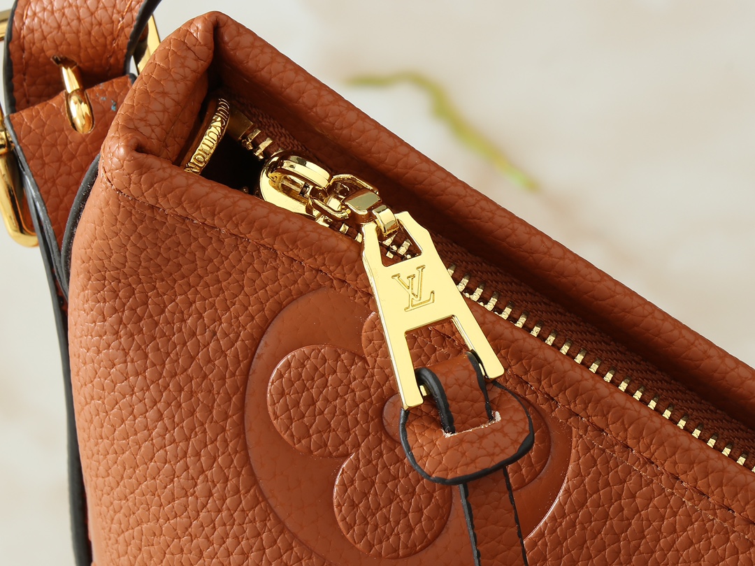 Designer Monogram Carryall PM Brown - Bag - Gorchic - $114.99