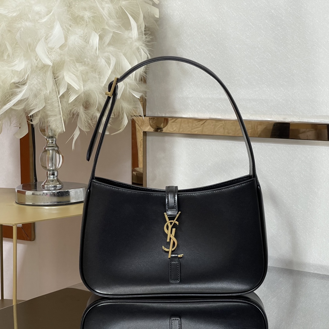 Lady Designer Fashion Croc-Embossed Le 5 à 7 Hobo Bag - Gorchic - $110.99