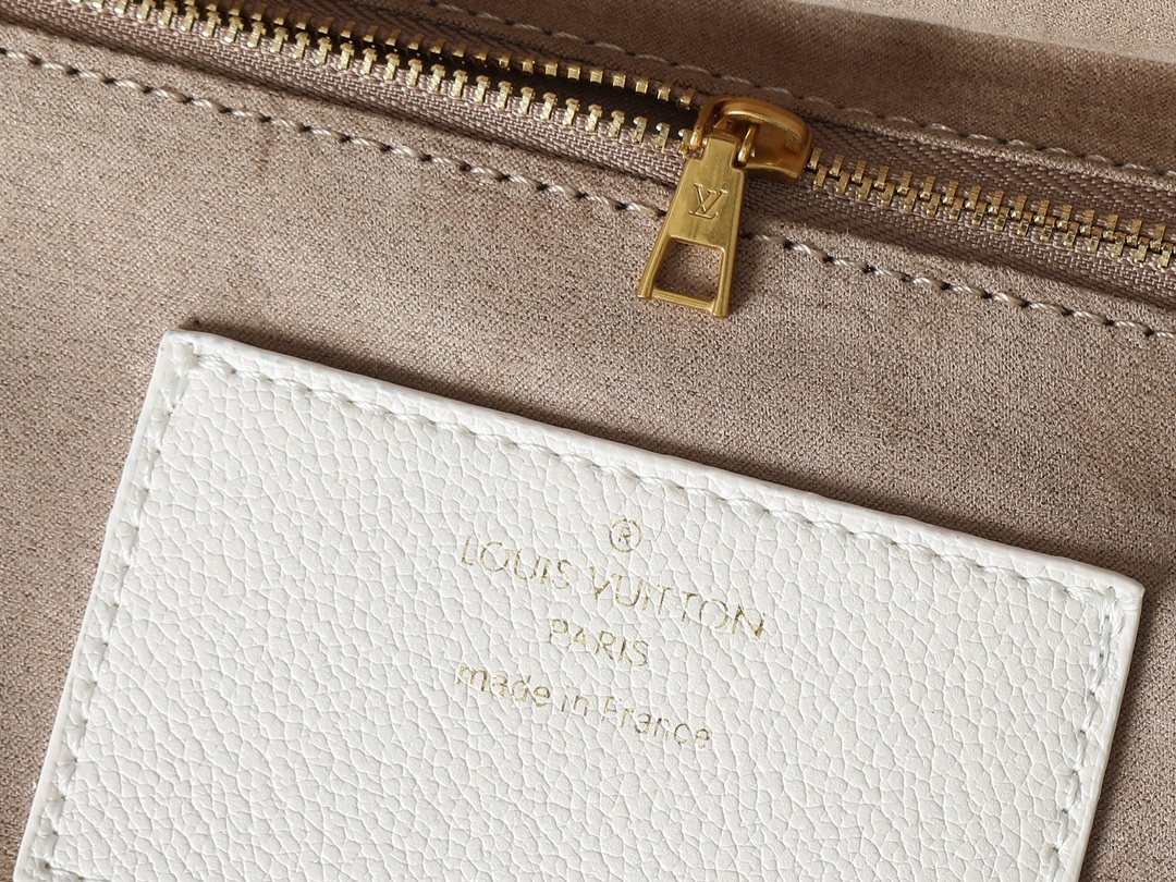 Designer Monogram Twist White Bag - Gorchic - $157.99