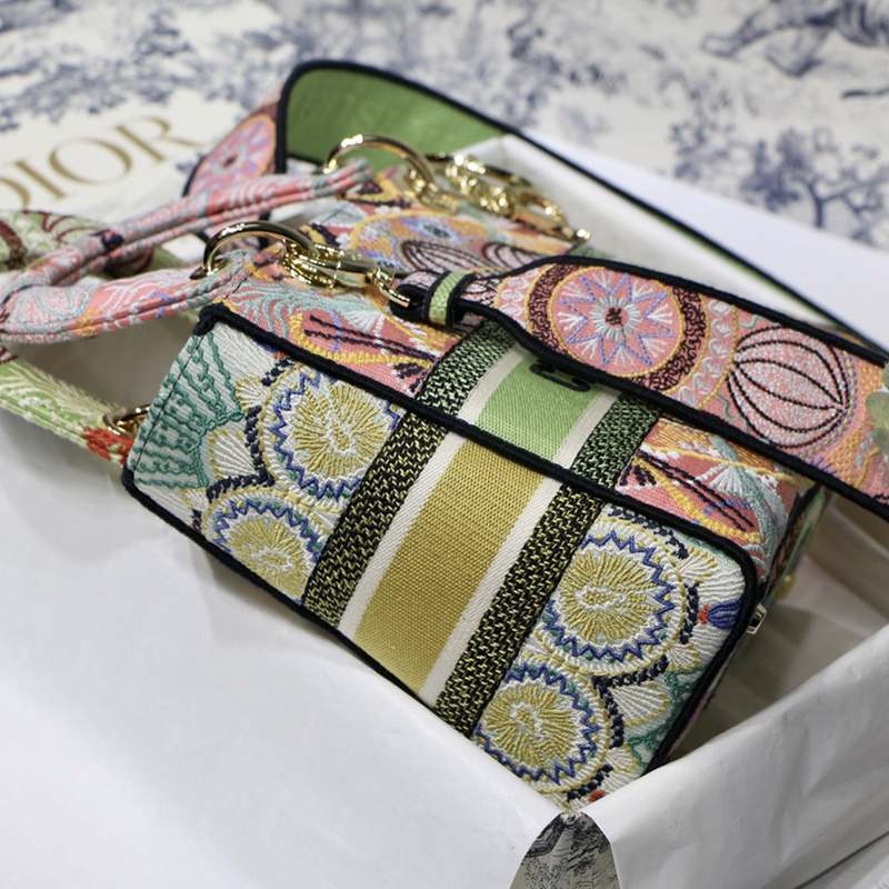 D Inspired The LADY D-LITE Bag - Gorchic - $196.99