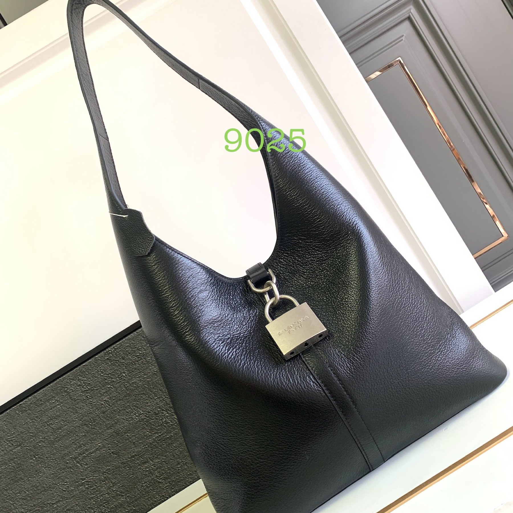 Hourglass iconic Lock Trim Large Tramp Bag - Black and Sier Bag - Gorchic - $144.99