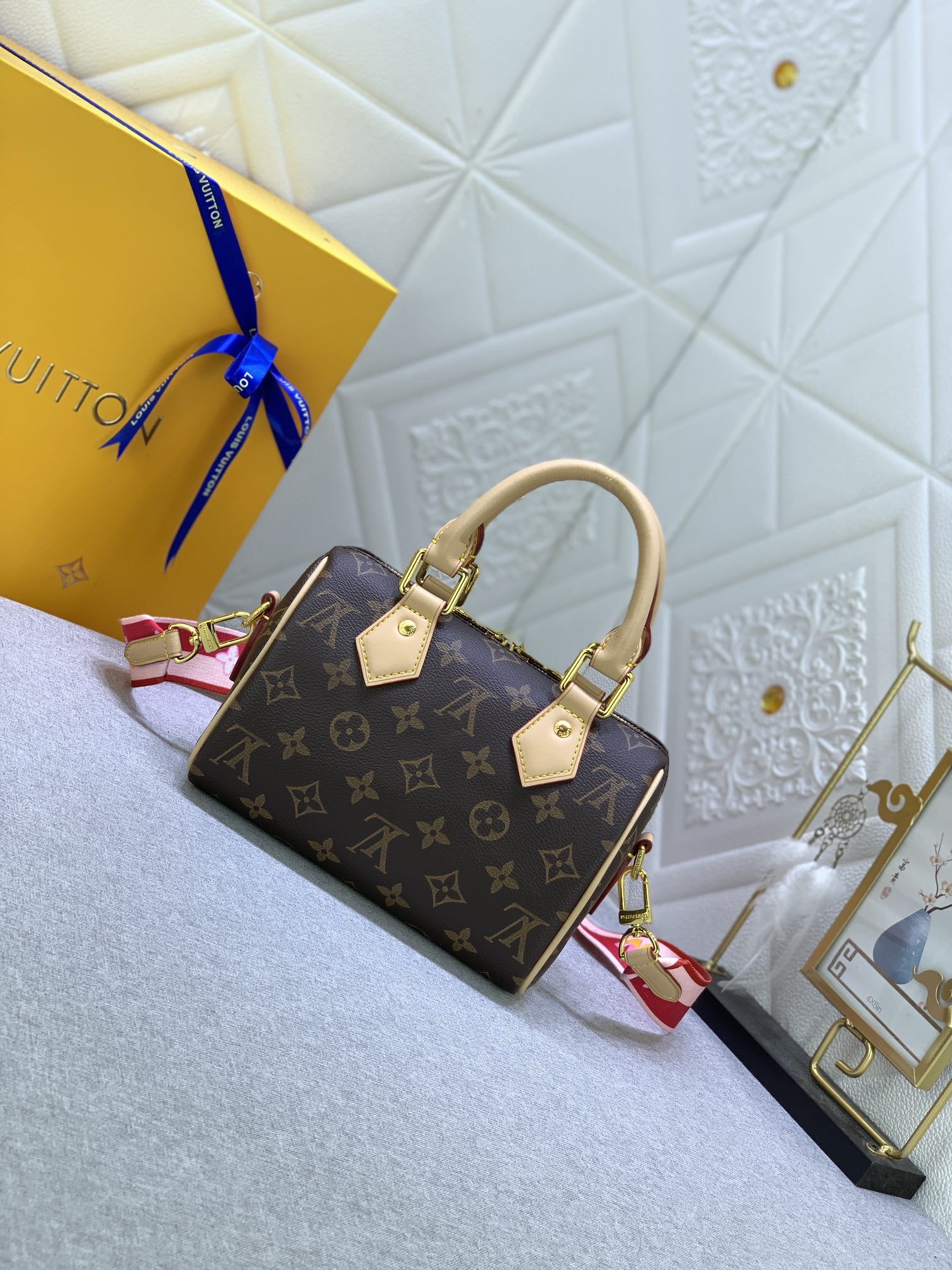 Designer Monogram Speedy Bandoulière 20 - Bag - Gorchic - $117.99