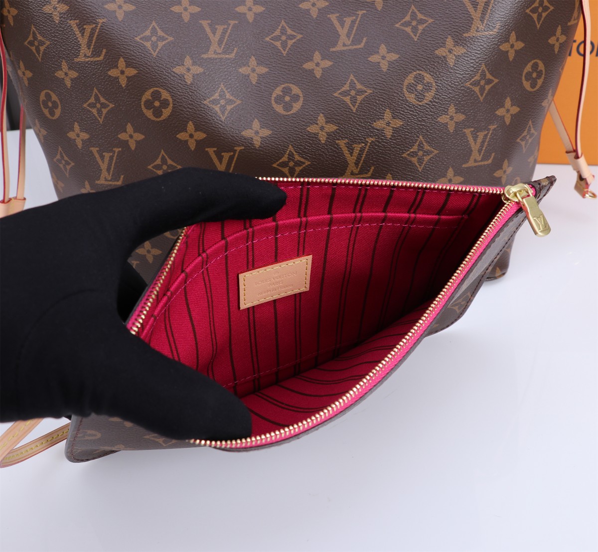 Designer Monogram Neverfull MM Classic Bag - Gorchic - $110.99