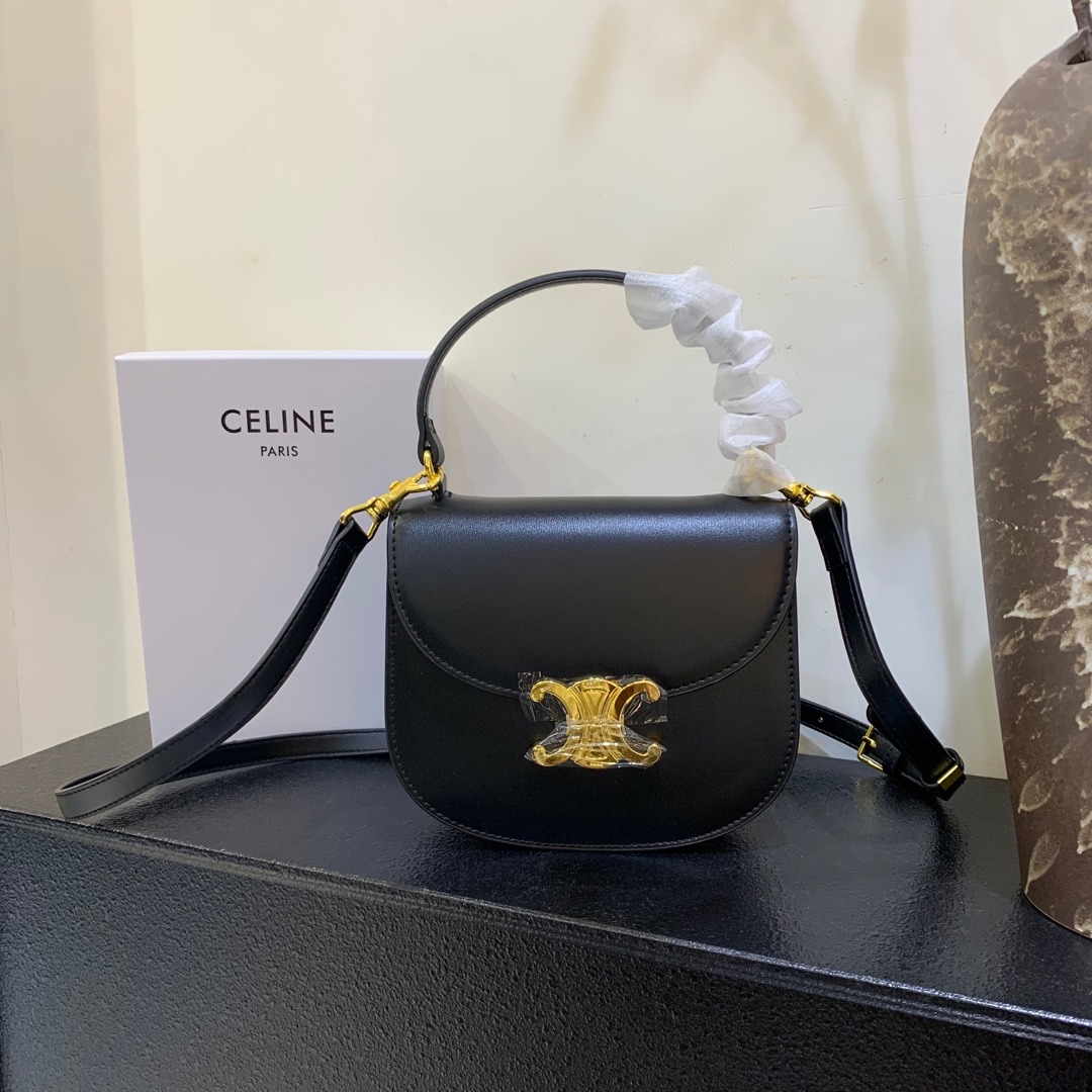 CL BESACE CLEA bag in shiny cowhide leather - Gorchic - $122.99