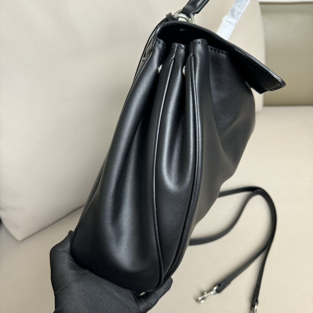 Hourglass iconic Rodeo leather shoulder bag in Black and aged-sliver hardware Multiple Size - Bag - Gorchic - $169.99