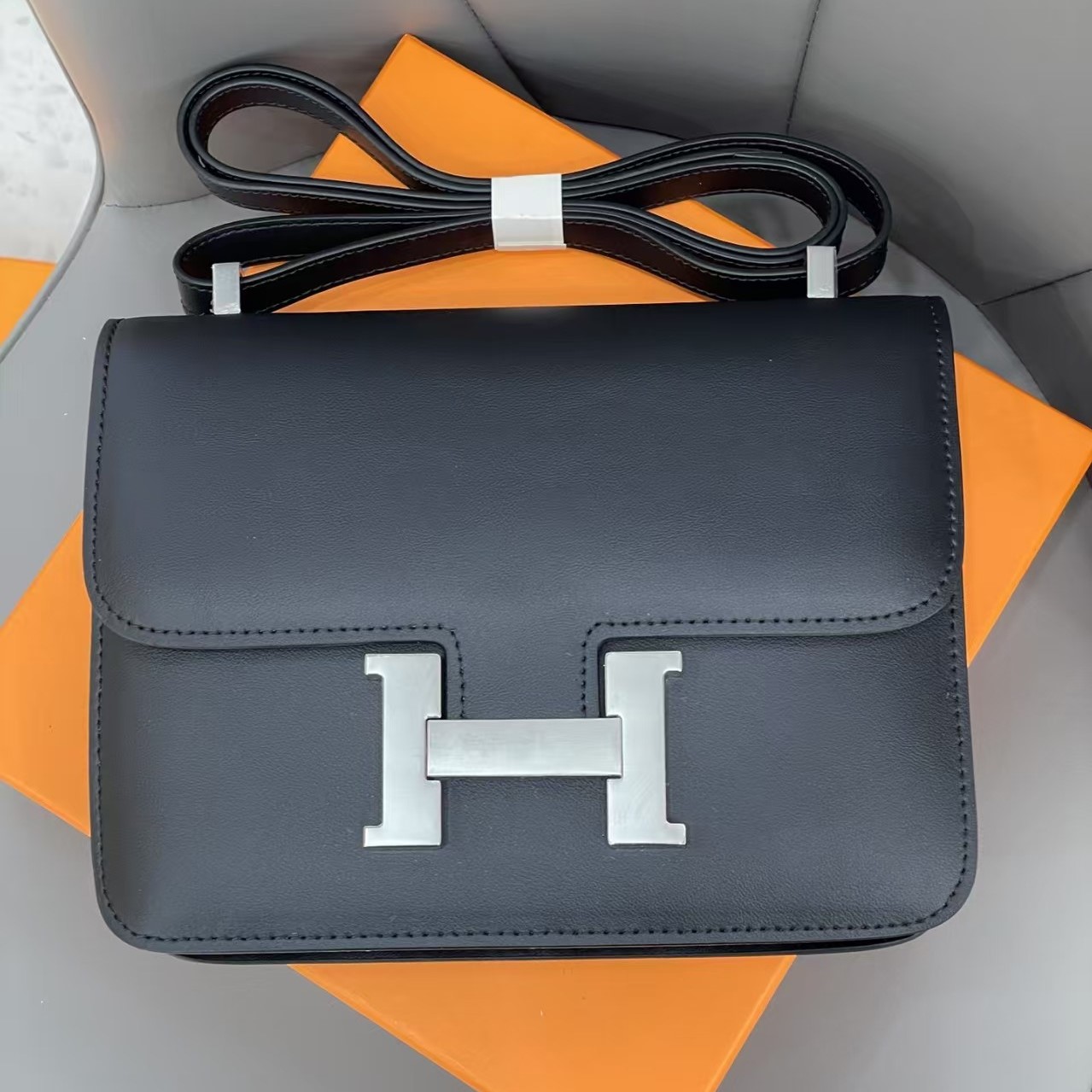 H-Inspired Constance leather Silver crossbody bag - Gorchic - $157.99