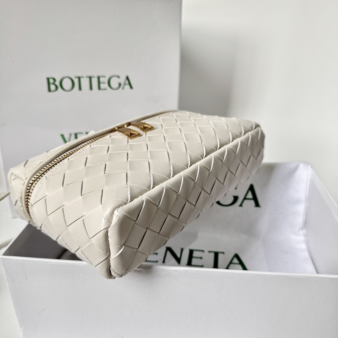 BV Bang Bang Vanity Case Sea salt - Bag - Gorchic - $144.99