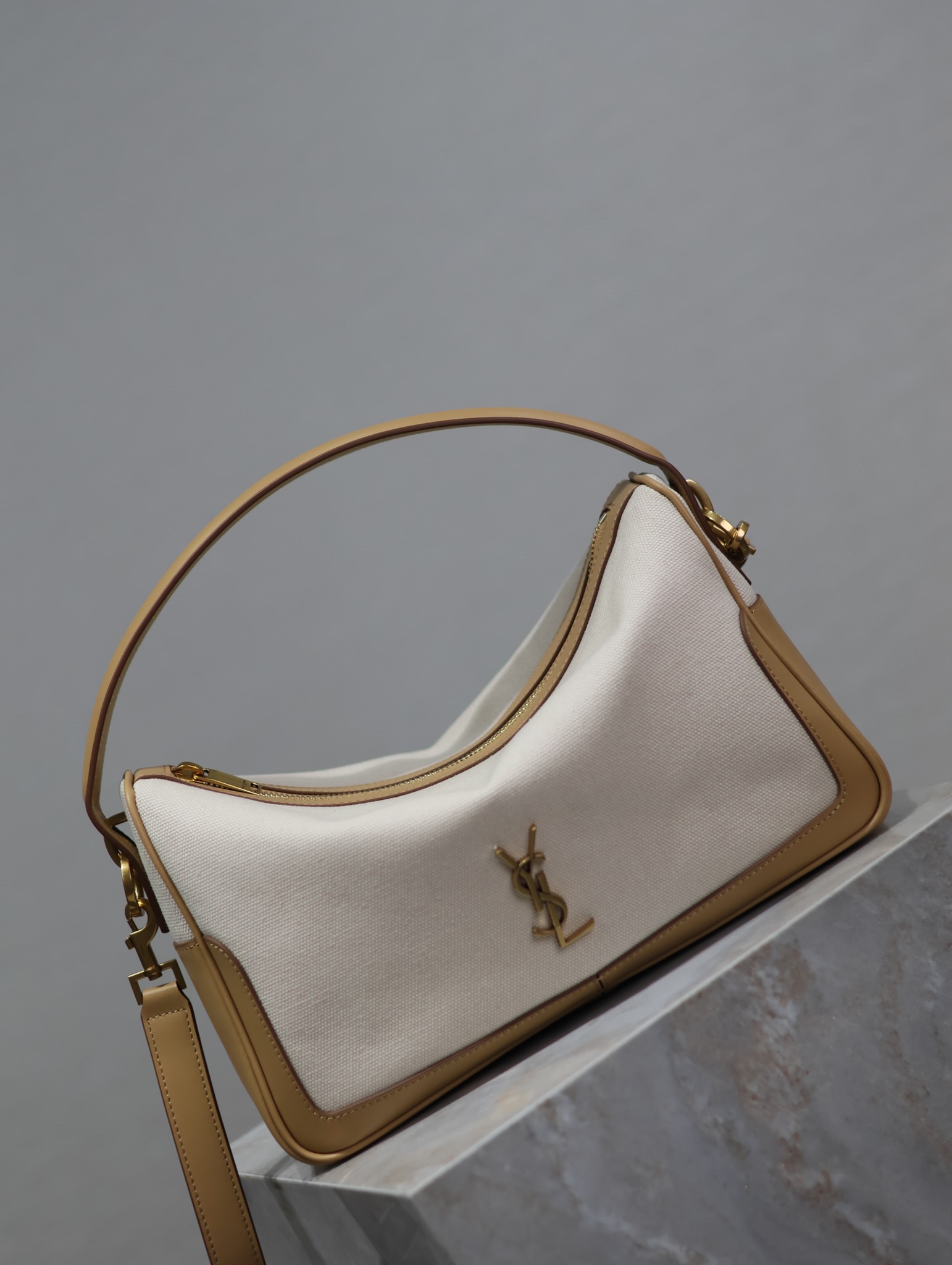 Lady Designer Camera Supple Bag-White Bag - Gorchic - $141.99