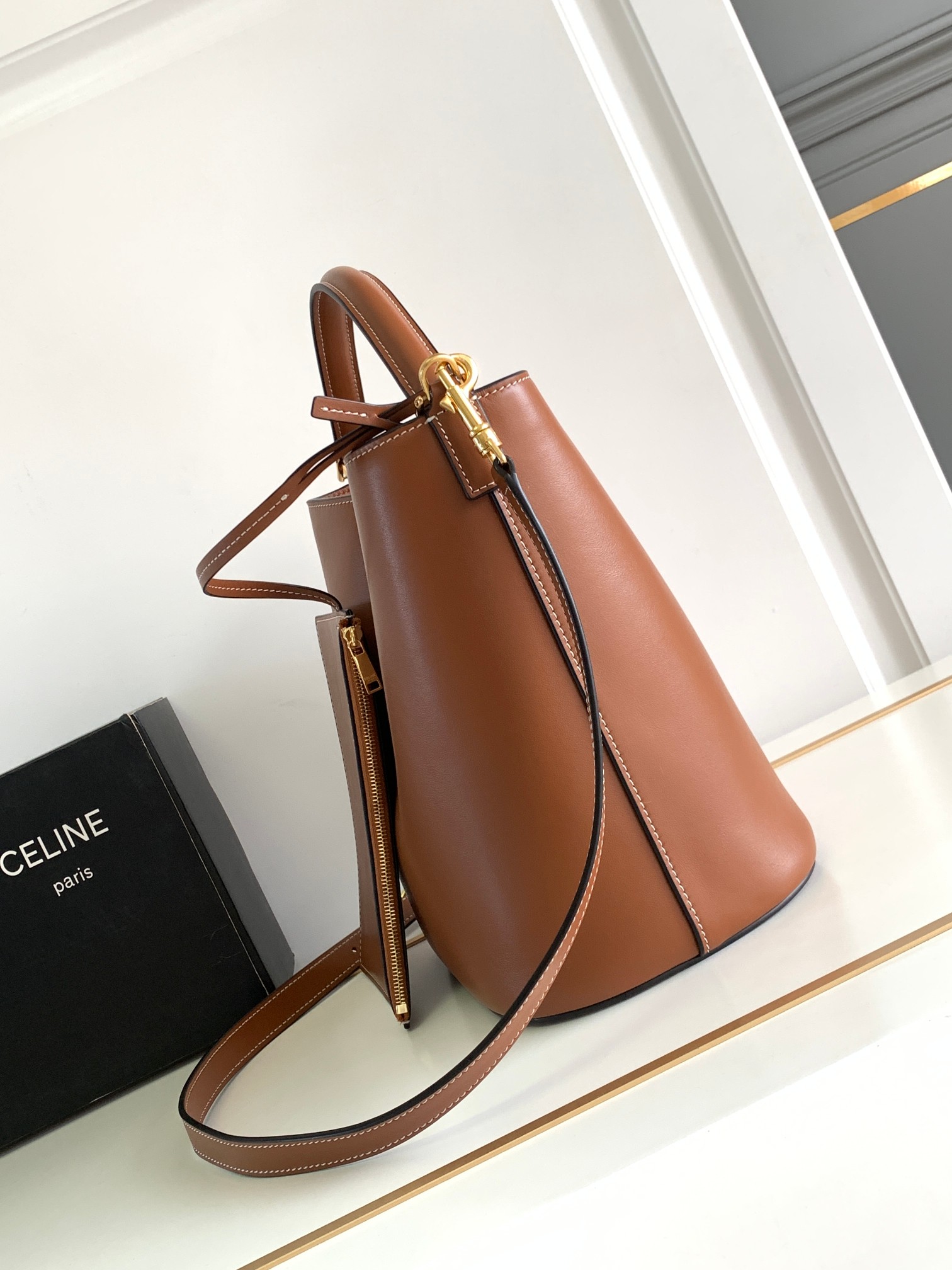 CL Medium Smooth Cowhide Handbag - Brown Bag - Gorchic - $145.99