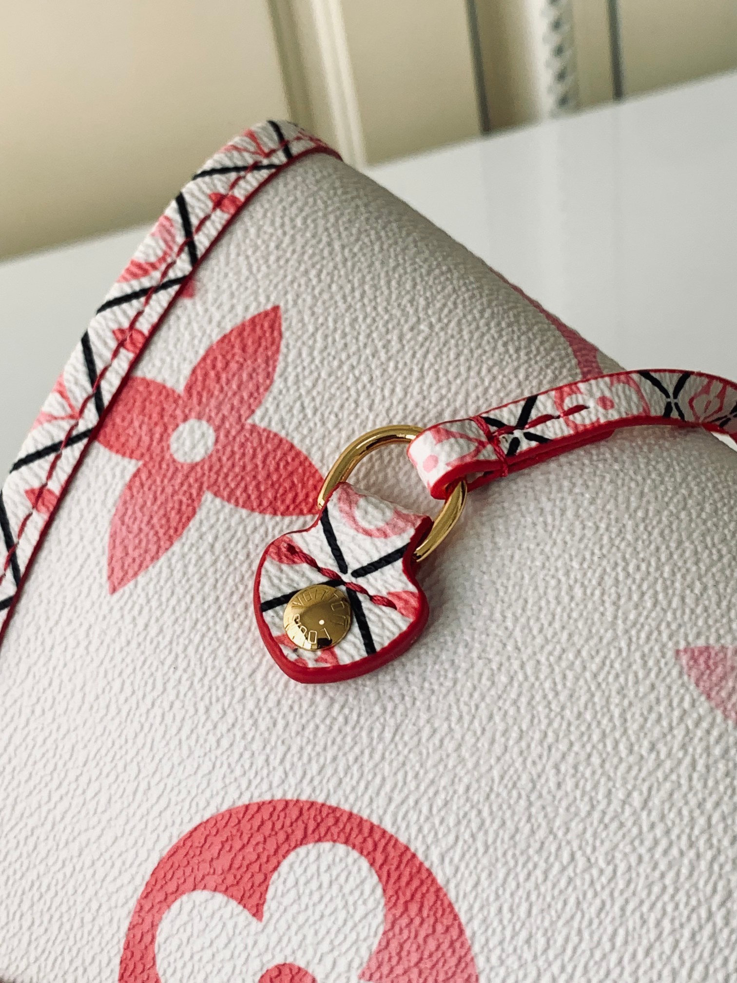 Designer Monogram Neverfull MM Shopping Bag - Red and White Bag - Gorchic - $124.99