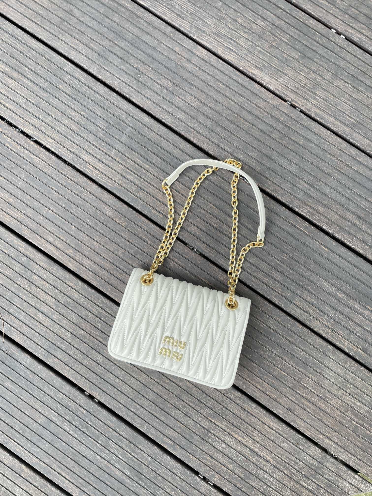 MU Matelassé nappa leather mini bag White - Bag - Gorchic - $117.99
