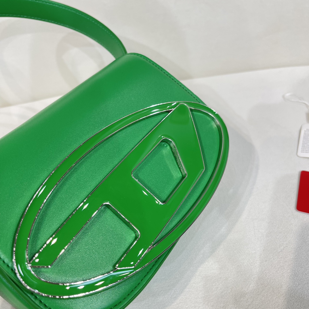 1DR Shoulder Bag - Gorchic - $98.99