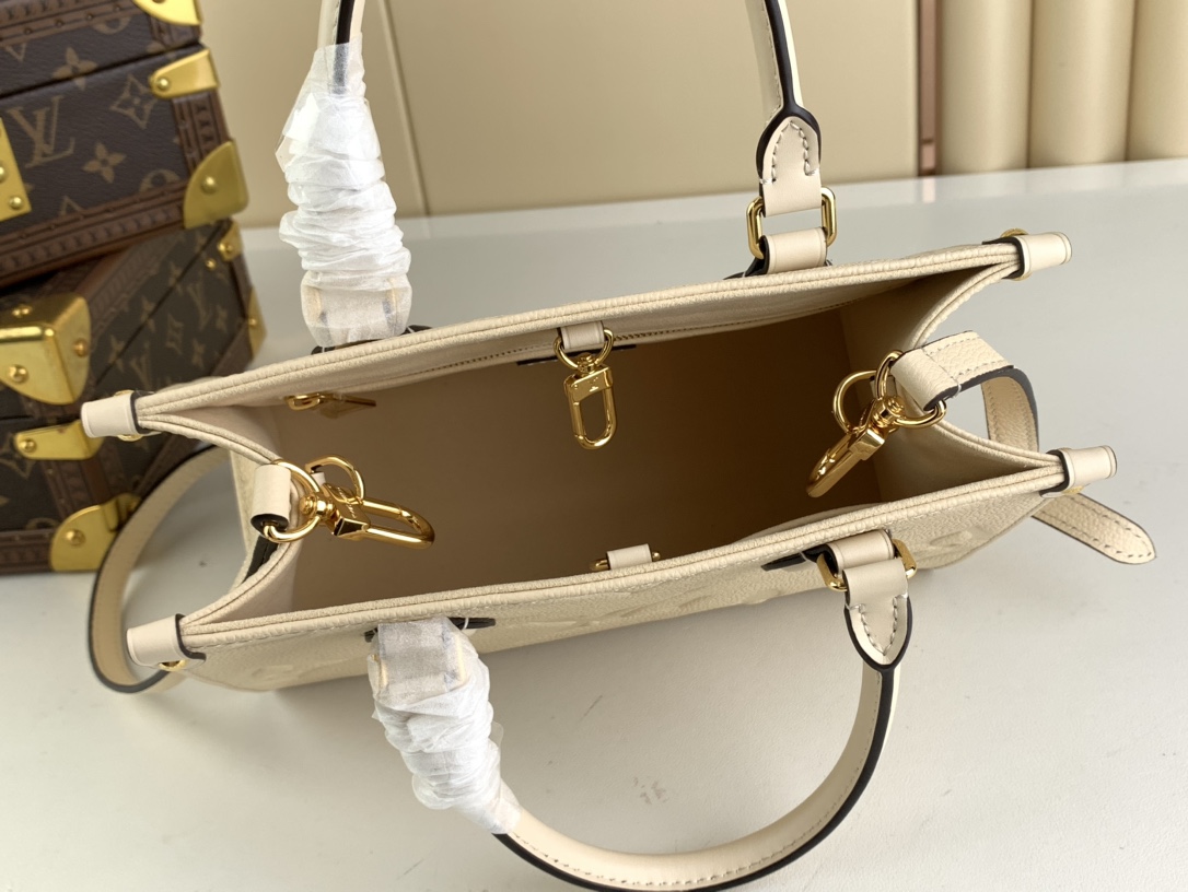 Designer Monogram Canvas Onthego PM HandBag - Gorchic - $114.99