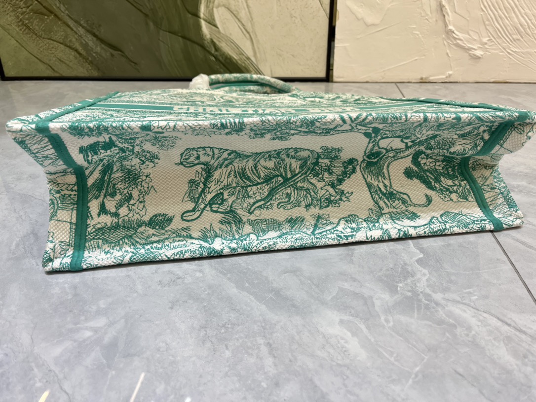 D Inspired Book Tote - Large - Bag - Gorchic - $176.99