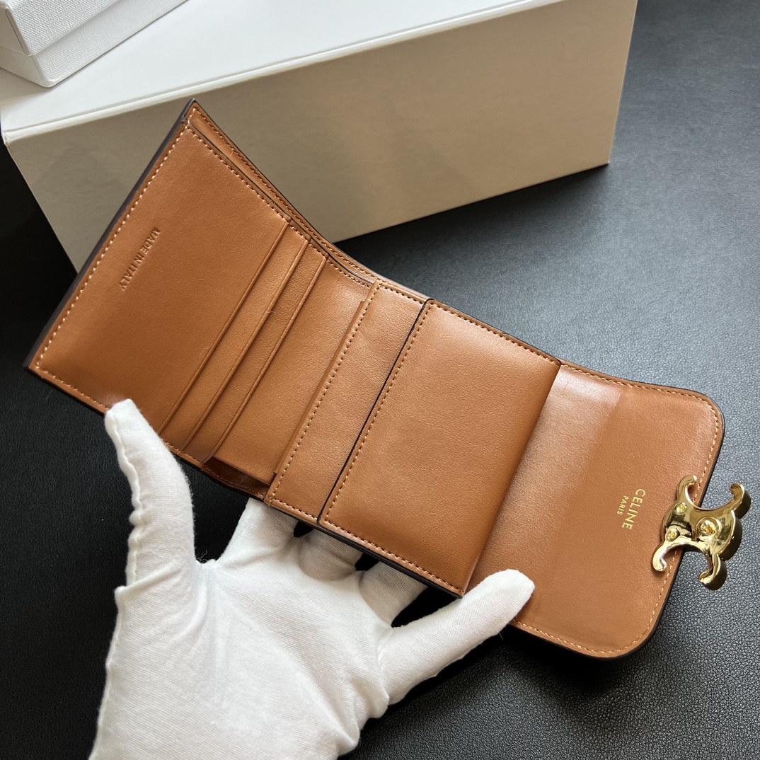 CL Arcadia Tri-Fold Black Leather Wallet- Brownish White Wallet - Gorchic - $55.99