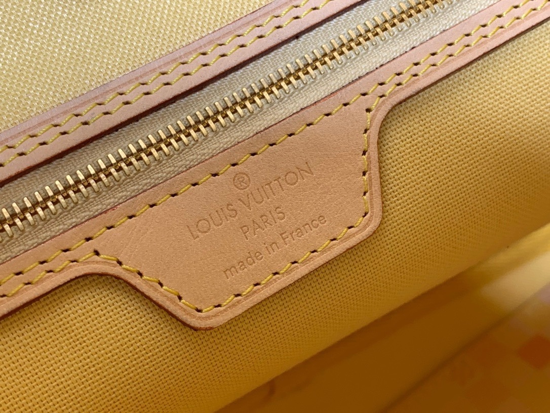 Designer Monogram Neverfull MM Pastel Medium Shopping Bag - Gorchic - $124.99