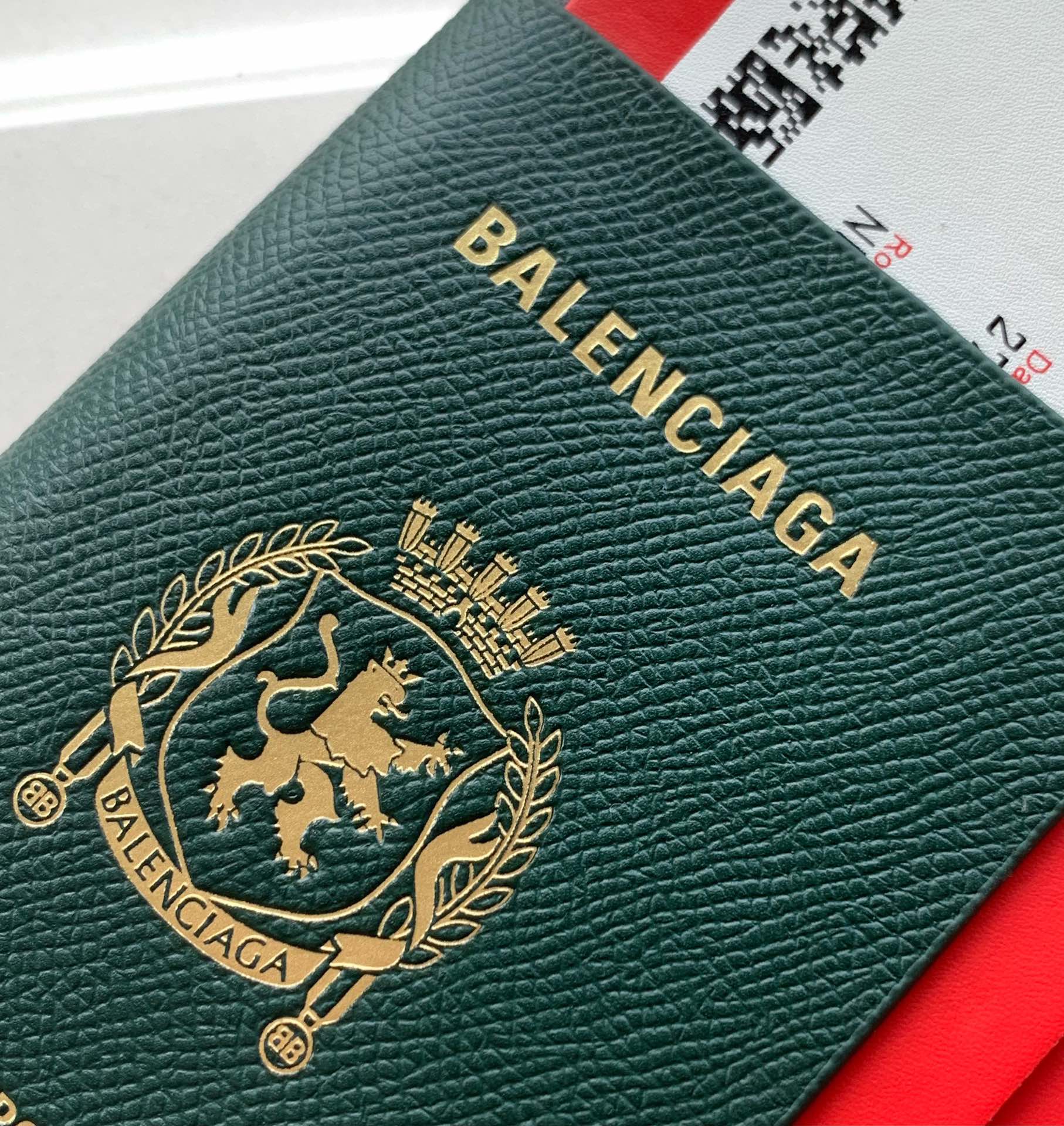 Hourglass iconic Men's Green Passport Long Wallet 1 Ticket - Bag - Gorchic - $139.99