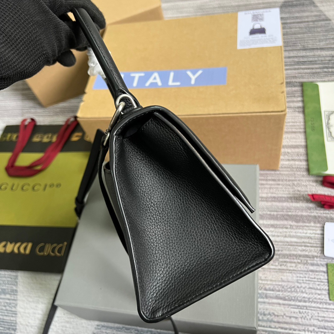 Hourglass iconic HOURGLASS HANDBAG - Bag - Gorchic - $141.99