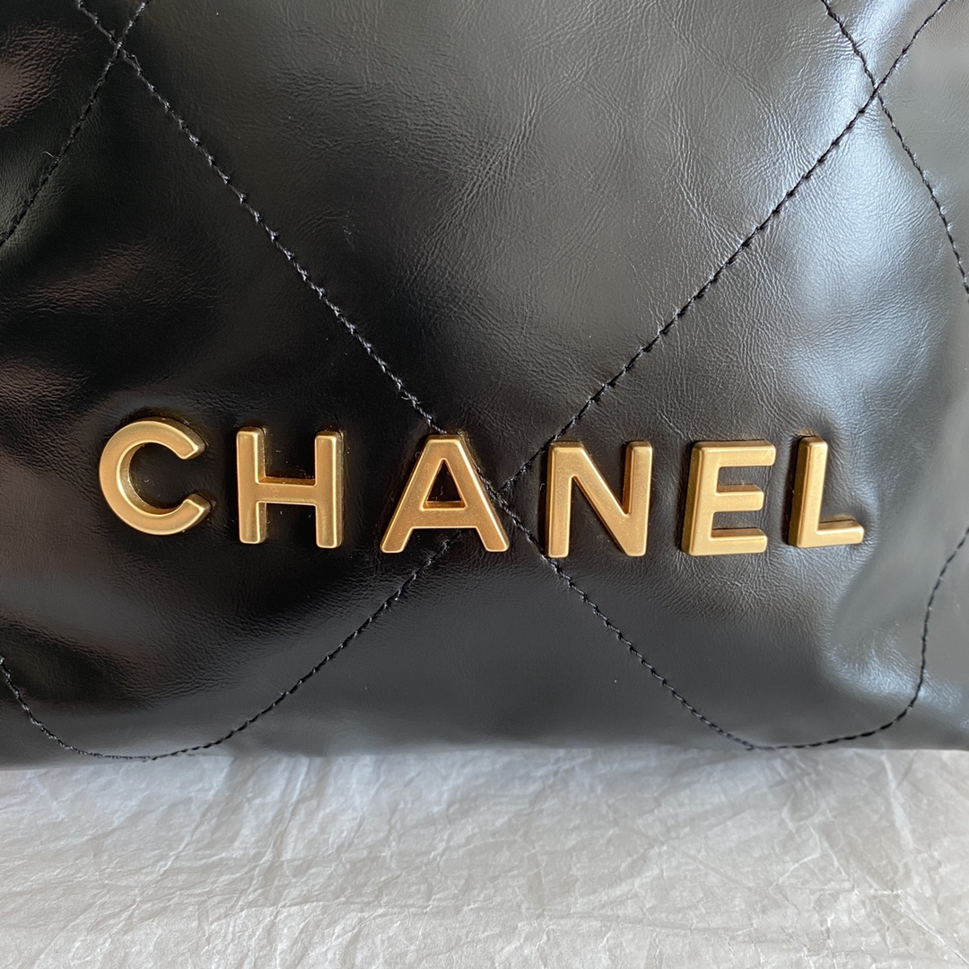 CC Inspired 22 MINI HANDBAG Shiny Calfskin & Gold-Tone Metal Black - Bag - Gorchic - $132.99