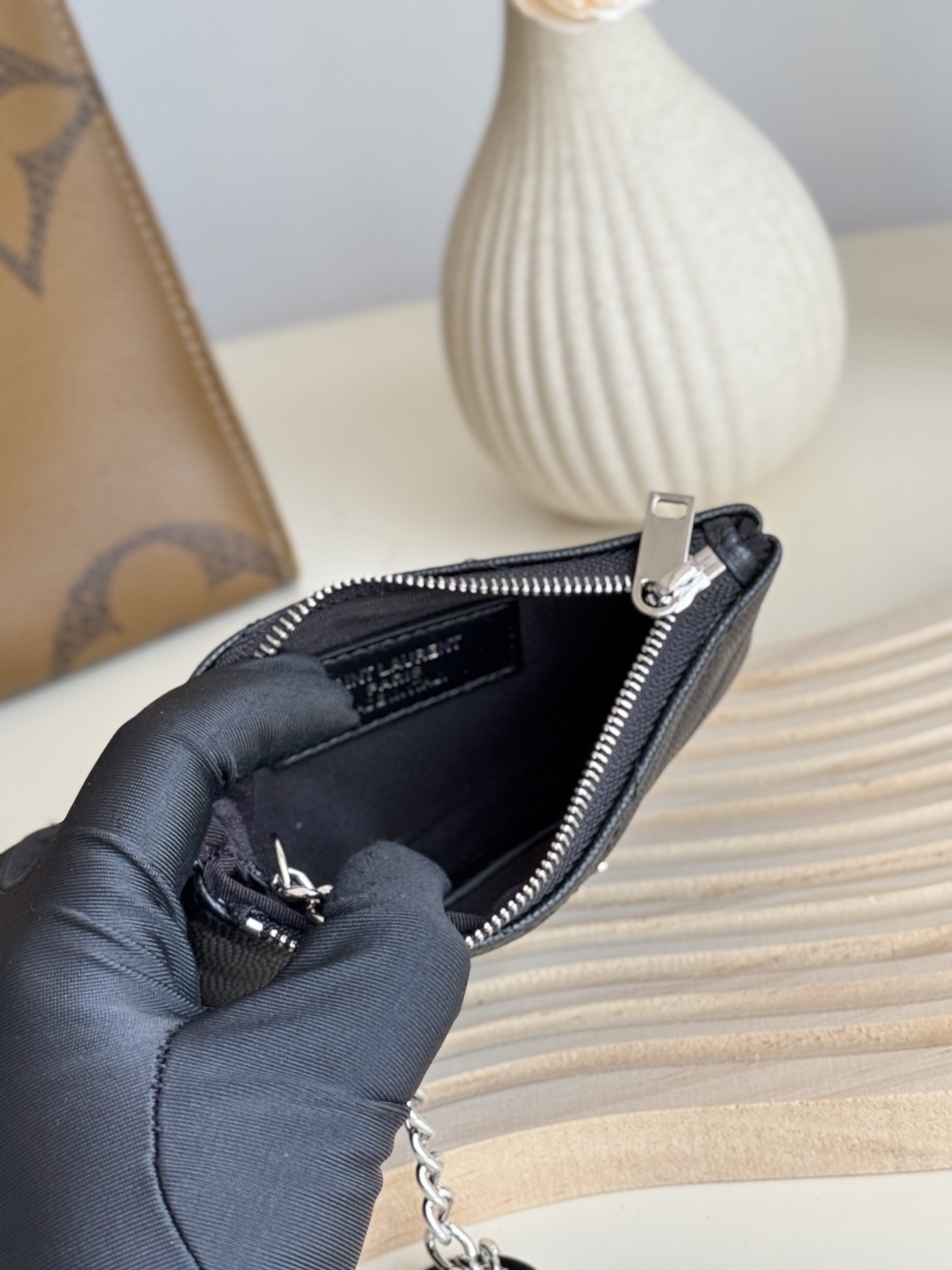 Lady Designer Ball-Patterned Cowhide Wallet -Black Sliver Wallet - Gorchic - $55.99