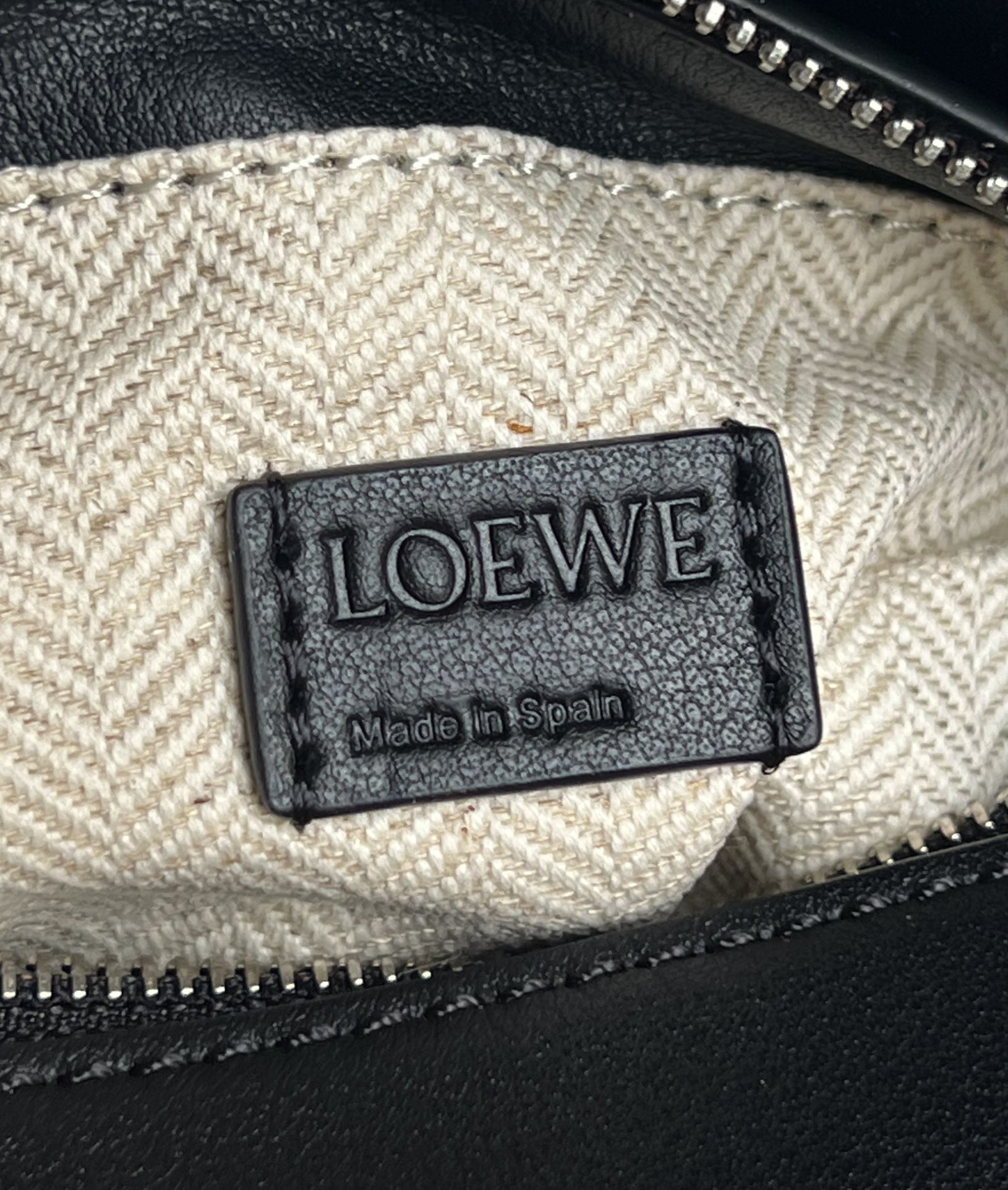 Puzzle iconic Small Puzzle Black - Bag - Gorchic - $109.99