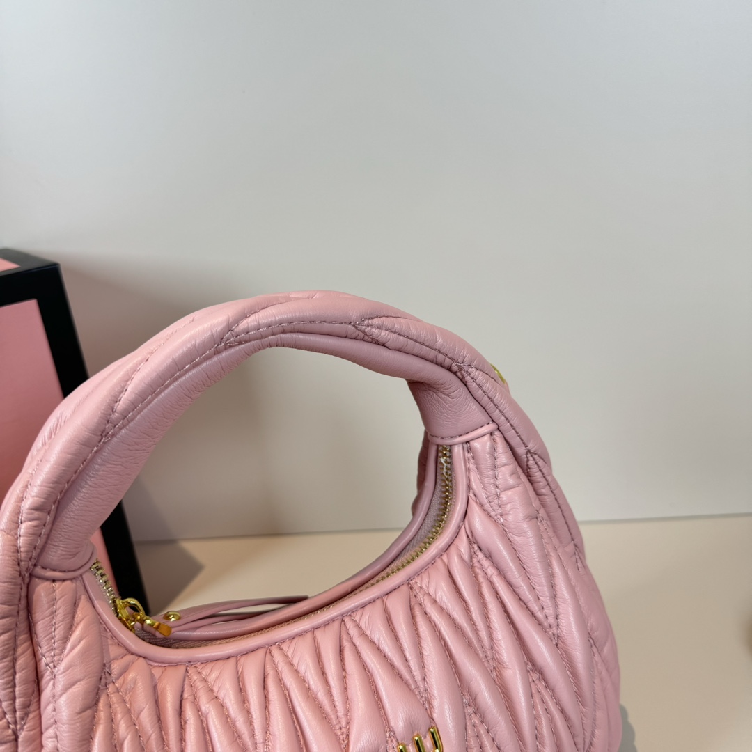 MU Wander matelassé nappa leather hobo bag handbag - Bag - Gorchic - $114.99