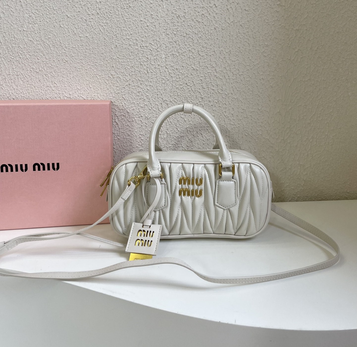 MU Arcadie matelassé nappa leather bag White S-wide Size - Bag - Gorchic - $131.99