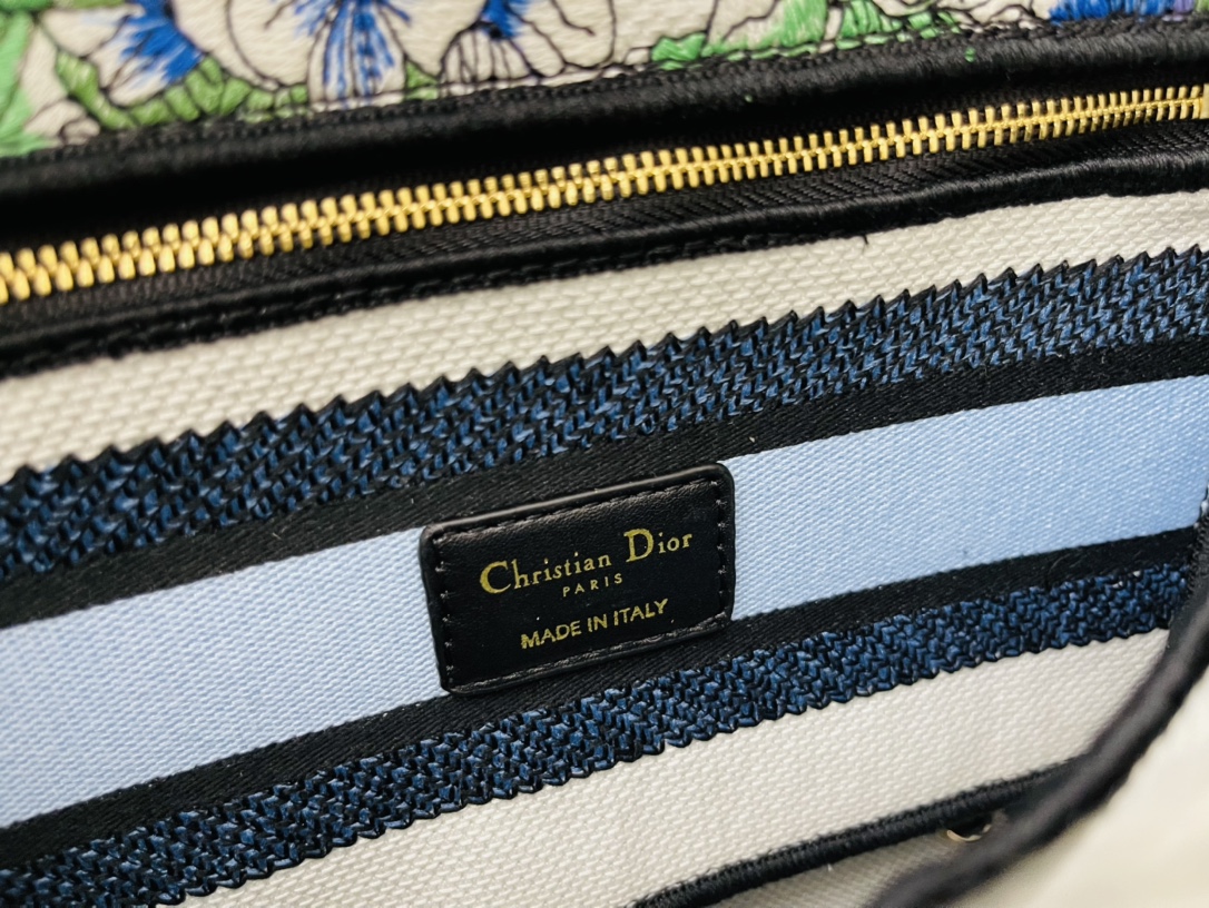 [TOP] D Inspired Medium Lady D Inspired Bag - Gorchic - $213.99