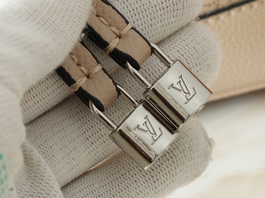 Designer Monogram Flore Galent Bag - Gorchic - $137.99