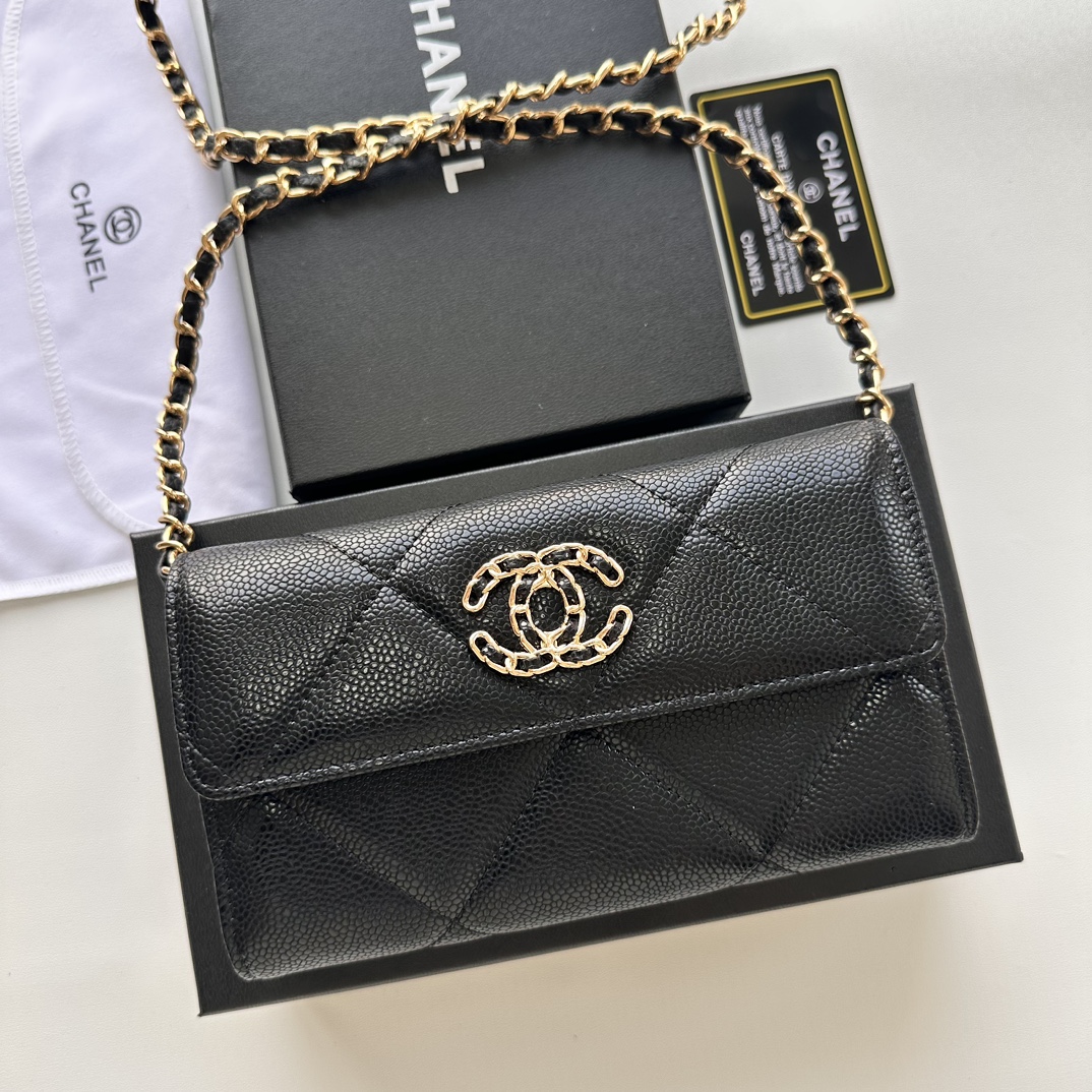 CC Inspired Chain Shoulder Crossbody Small Bag - Black Fish Seed Print Bag - Gorchic - $109.99