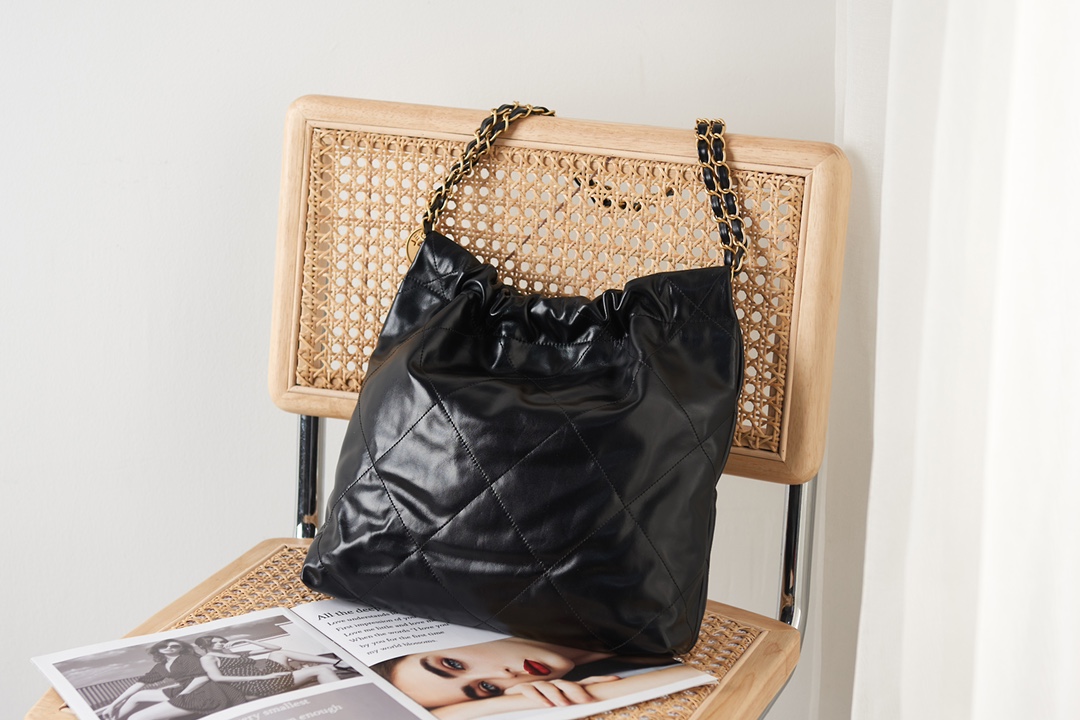 CC Inspired 22 HANDBAG Shiny Calfskin & Gold-Tone Black Bag - Gorchic - $153.99