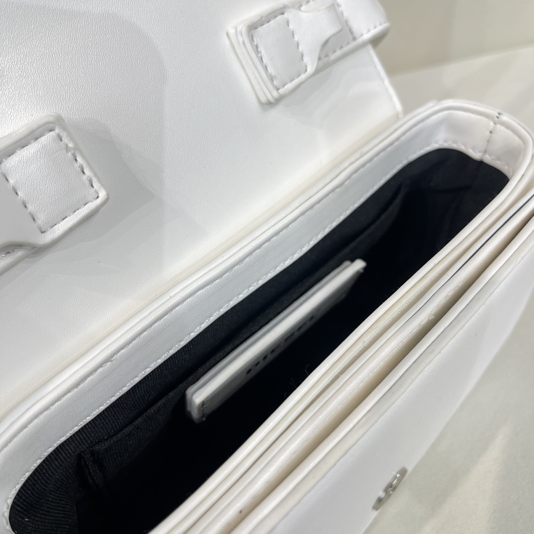 1DR Shoulder Bag - Gorchic - $98.99