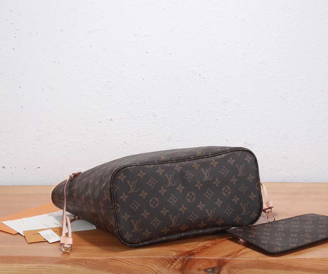 Designer Monogram Neverfull MM Classic Bag - Gorchic - $110.99