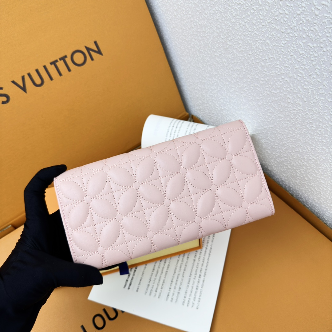 Designer Monogram Capucines Compact Maxi Pink Wallet ﻿ - Gorchic - $59.99