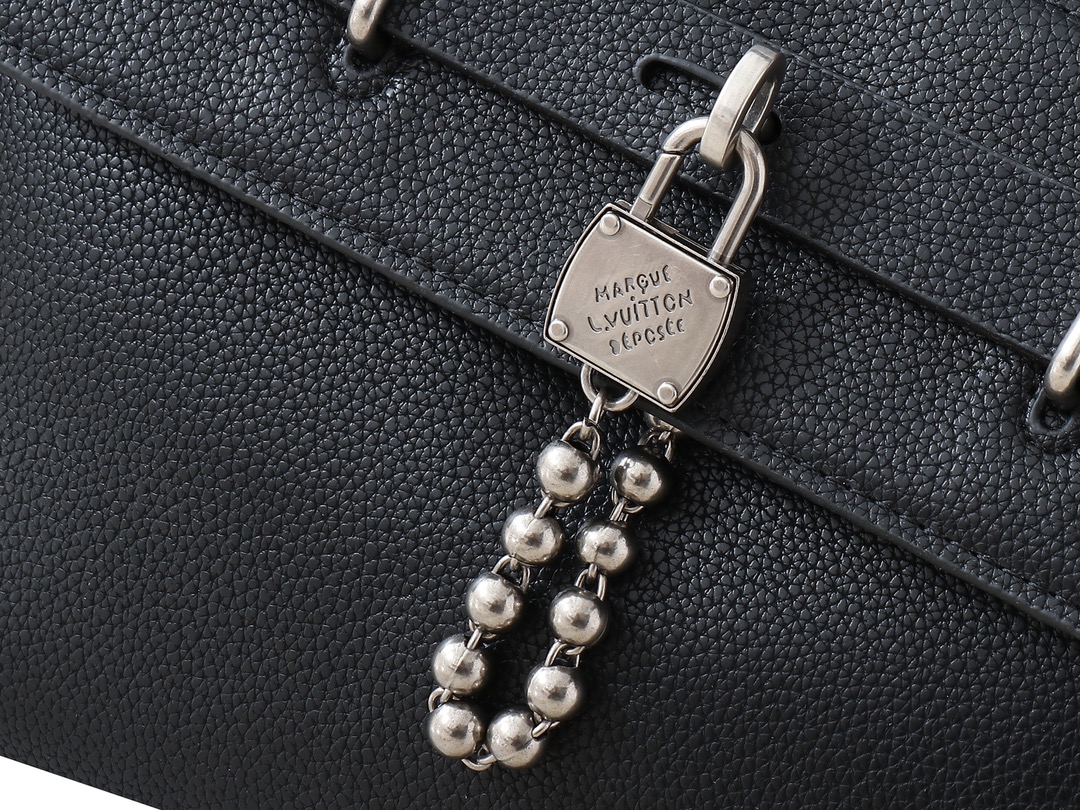 Designer Monogram Steamer Crossbody Black  Autres Cuirs Bag - Gorchic - $117.99