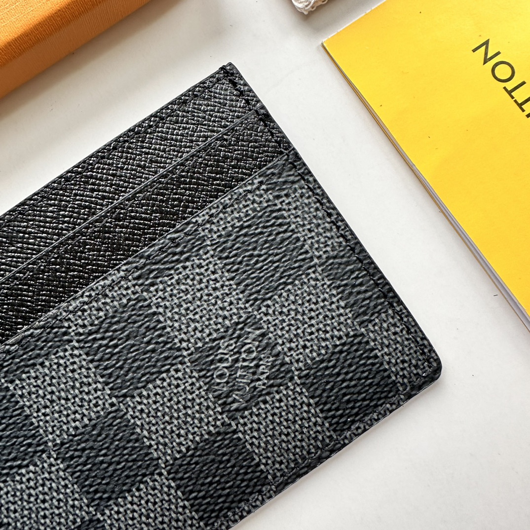 Designer Monogram Neo Porte Cartes Black Wallet ﻿ - Gorchic - $35.99