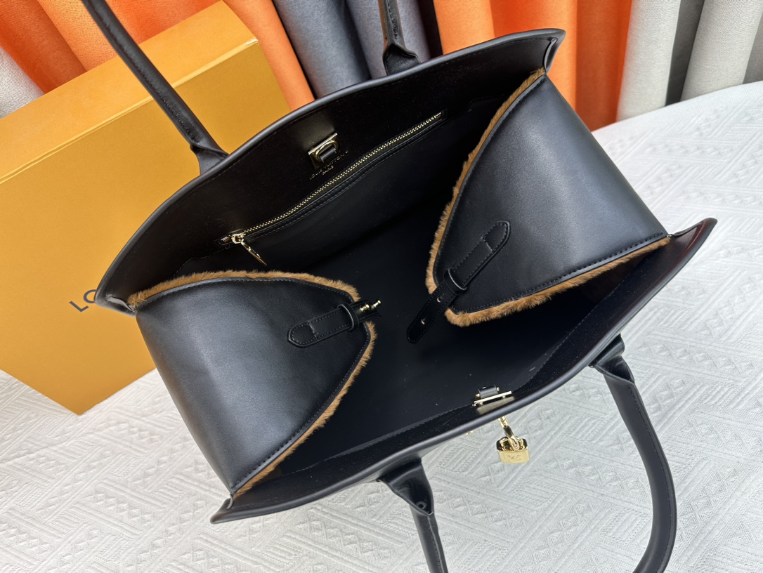 Designer Monogram City Steamer Large Handbag - Black Bag - Gorchic - $164.99