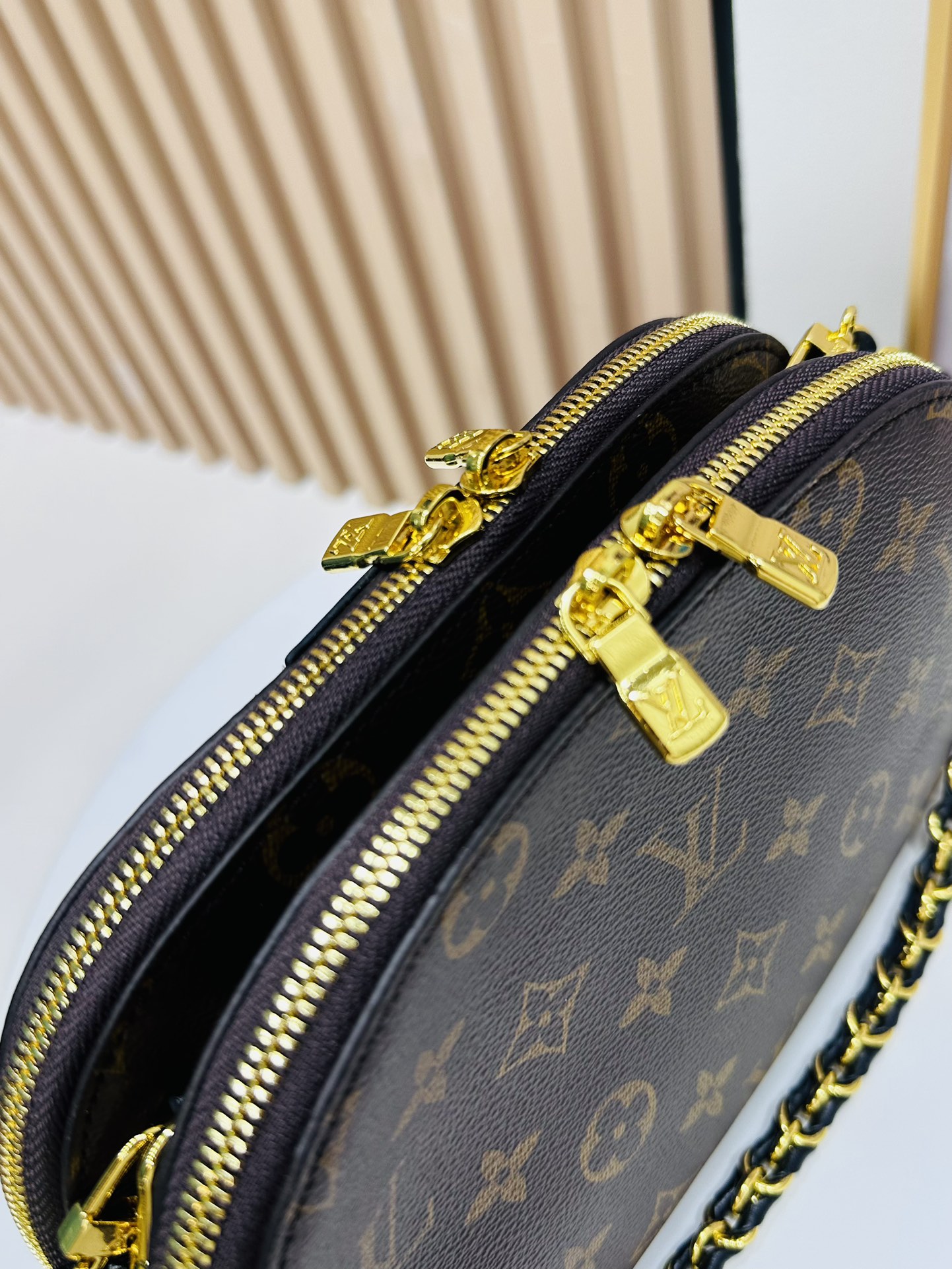 Designer Monogram Alma Black Leather Bag - Gorchic - $123.99