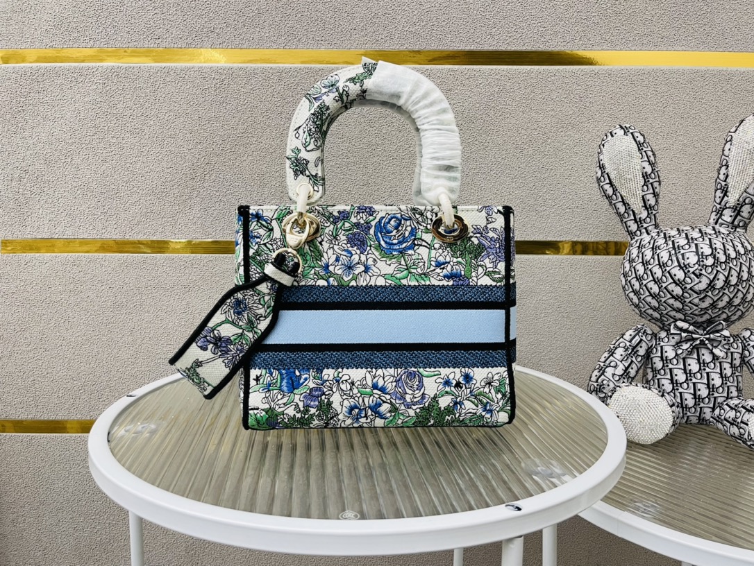 [TOP] D Inspired Medium Lady D Inspired Bag - Gorchic - $213.99