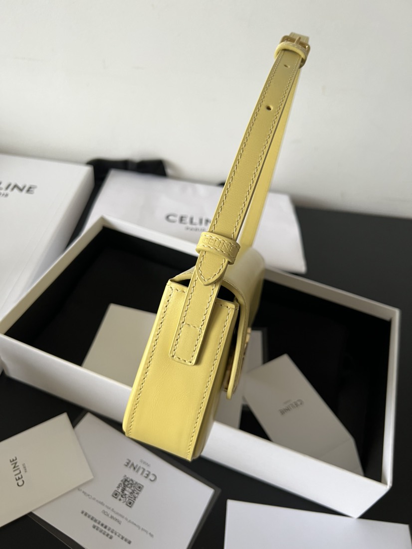 CL shoulder bag claude in shiny calfskin yellow - Bag - Gorchic - $129.99