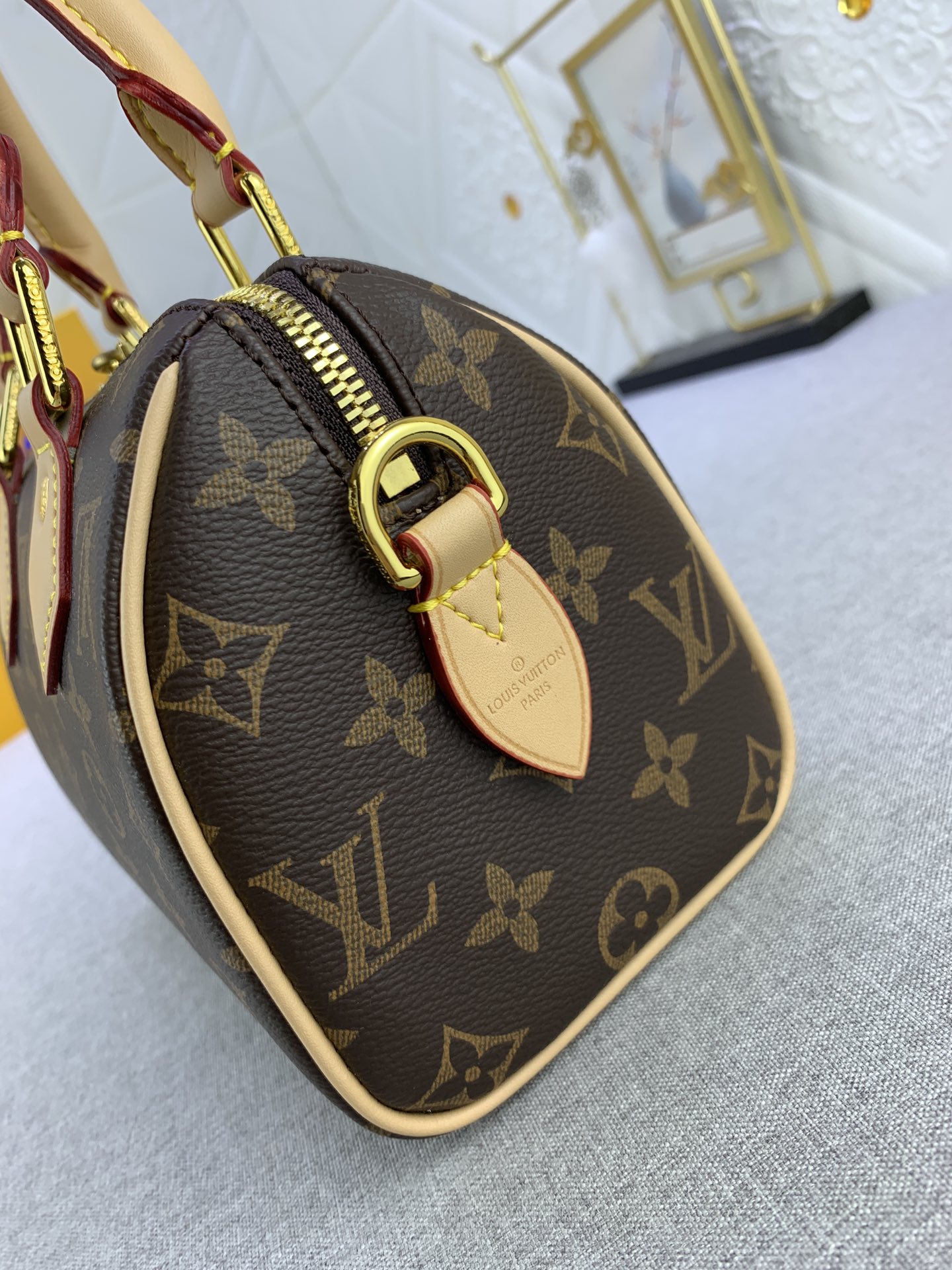 Designer Monogram Speedy Bandoulière 20 - Bag - Gorchic - $117.99