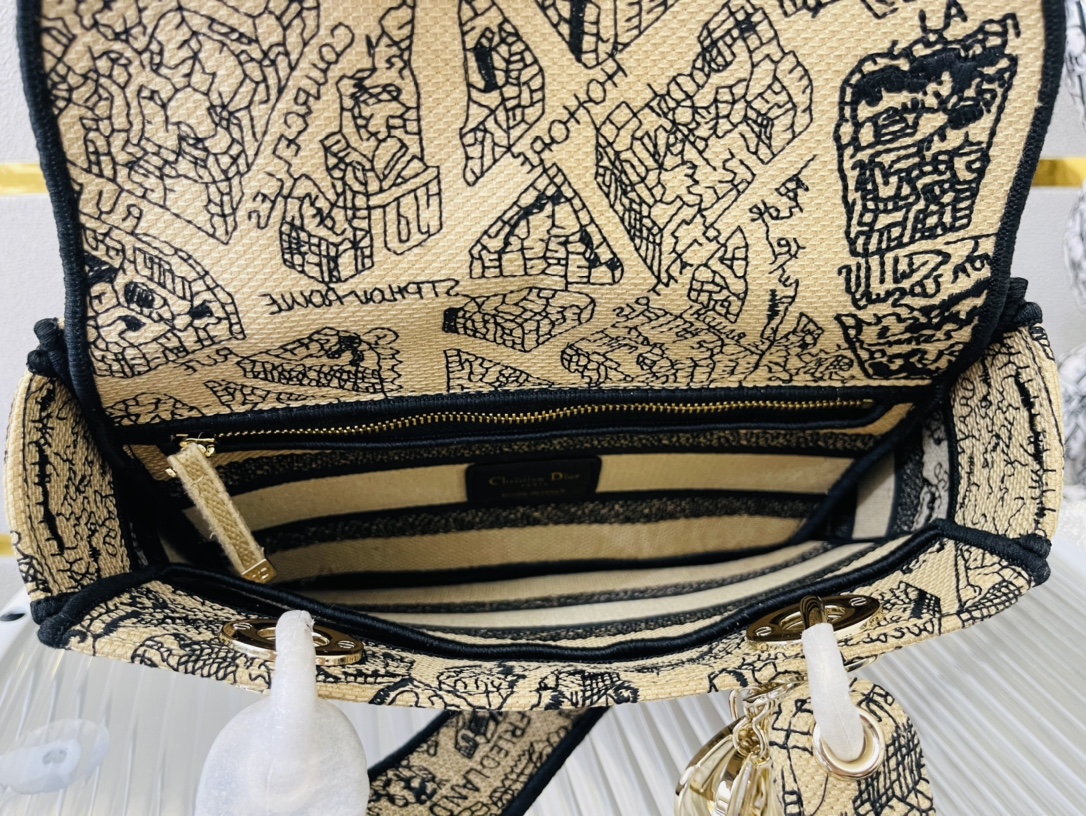 [TOP] D Inspired Medium Lady D Inspired Bag - Gorchic - $213.99