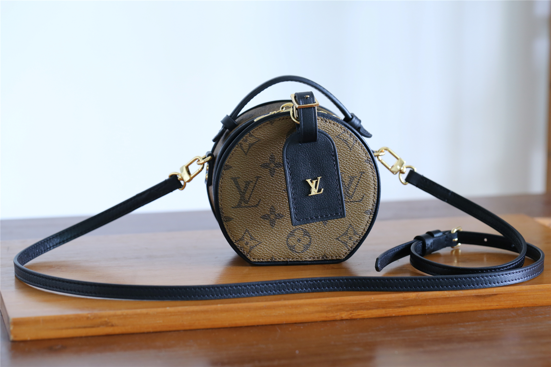 Designer Monogram REVERSE MINI BOITE CHAPEAU BAG - Gorchic - $122.99