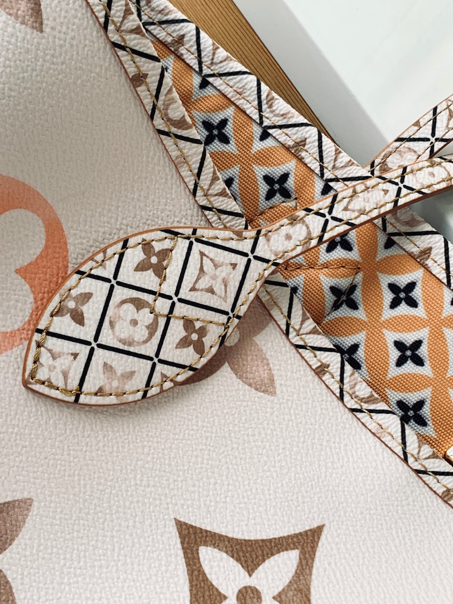 Designer Monogram Neverfull MM Shopping Bag - Pink and White Bag - Gorchic - $124.99