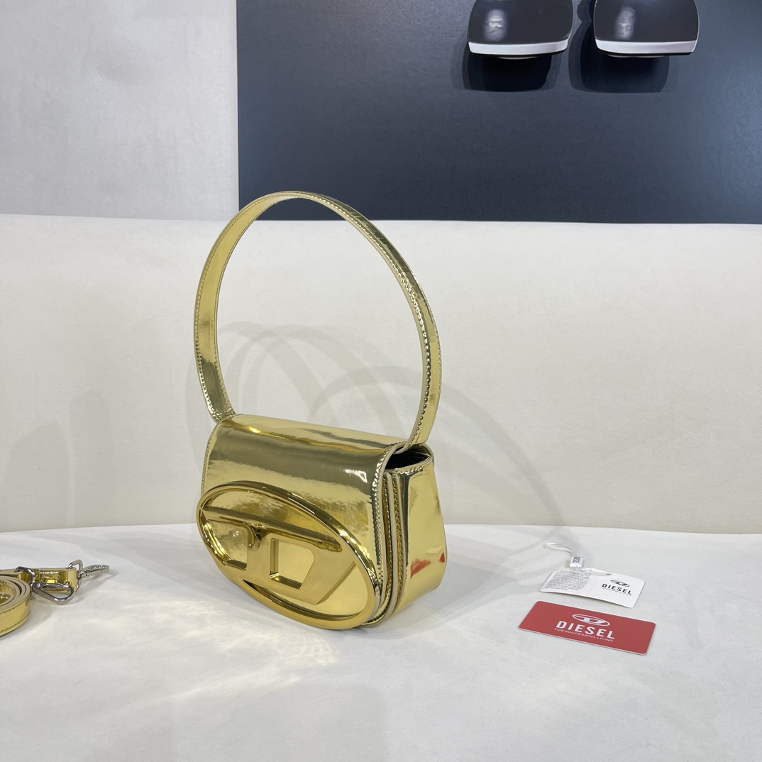 1DR Shoulder Bag - Gorchic - $98.99