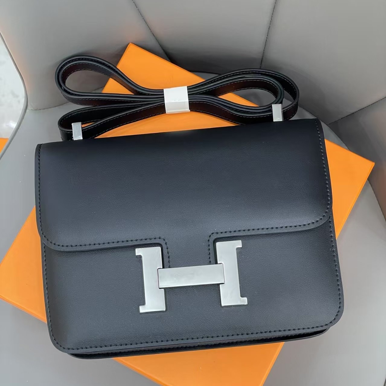 H-Inspired Constance leather Silver crossbody bag - Gorchic - $157.99