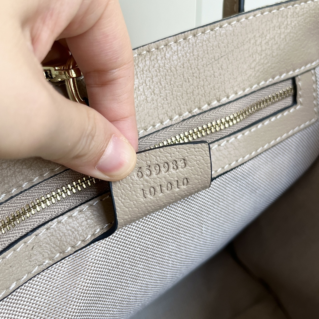 Double-G Retro Shopper - Aged White Bag - Gorchic - $135.99