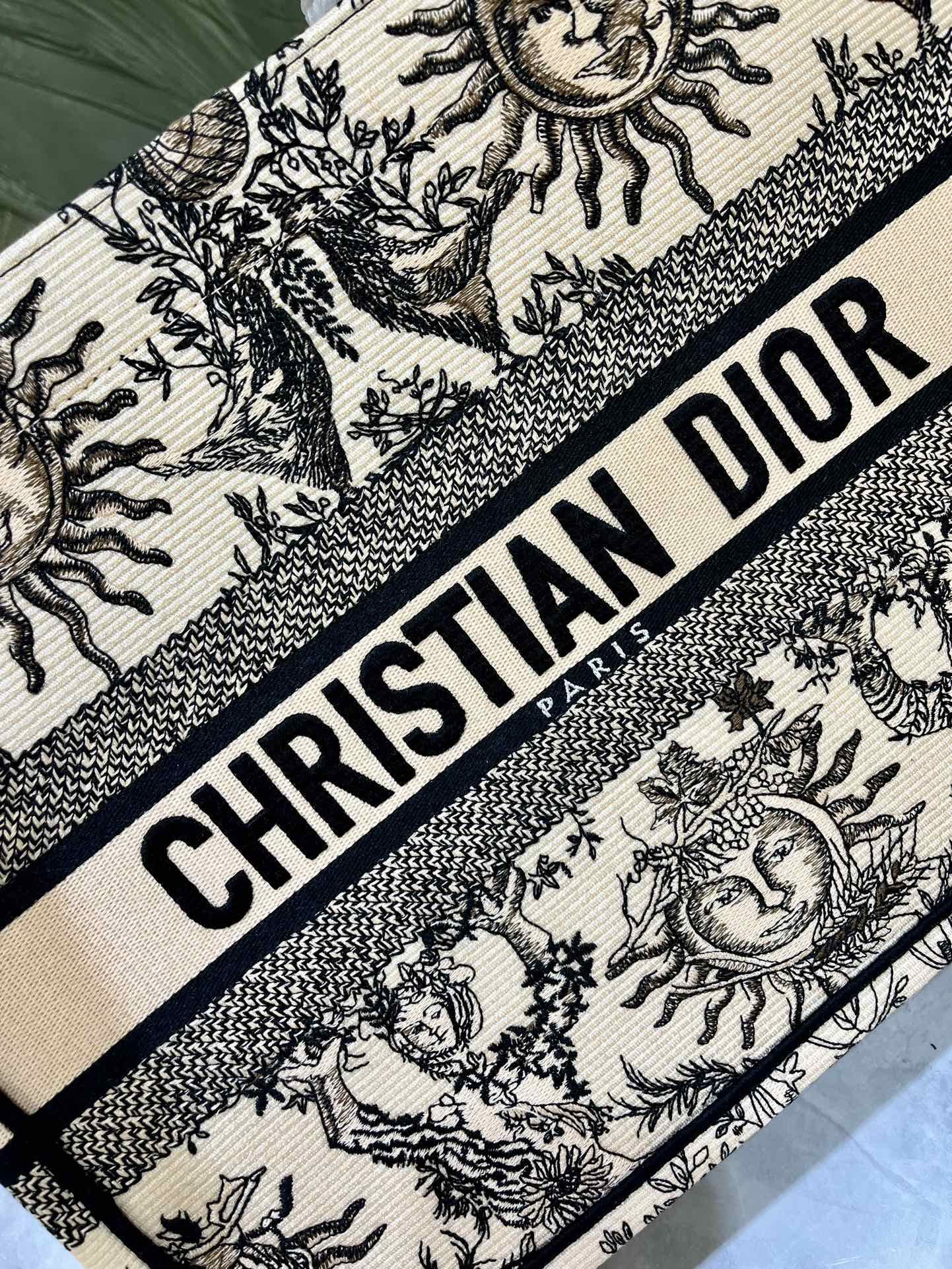 D Inspired book tote dark gold zoo - Bag - Gorchic - $167.99